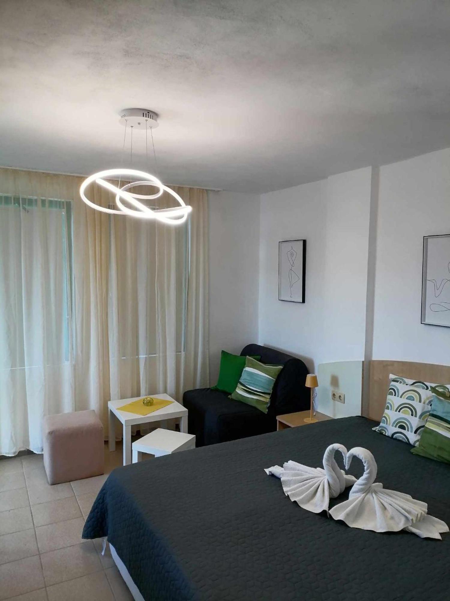 Alba Family Club Hotel Primorsko Buitenkant foto