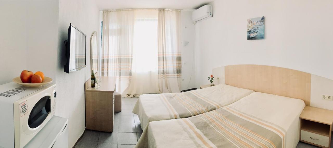 Alba Family Club Hotel Primorsko Buitenkant foto